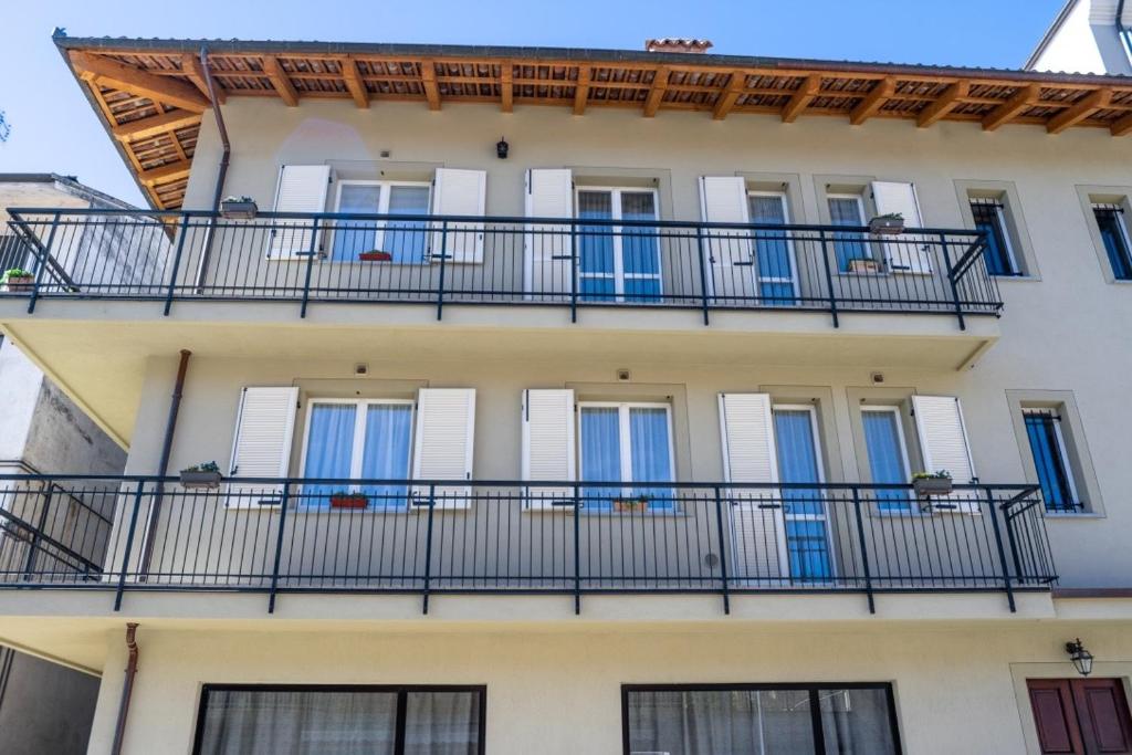Appartamenti Rocca - CAV La Casa di Rosa photo 4