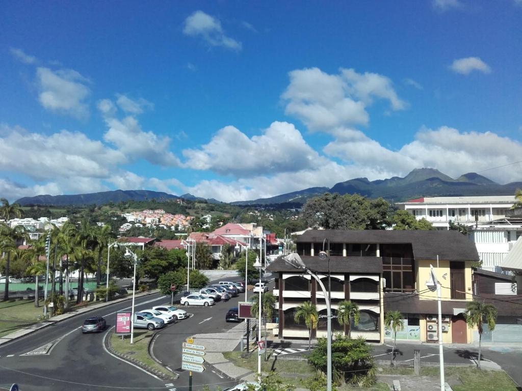 Le Colibri, vue exceptionnelle sur la Soufrière photo 2