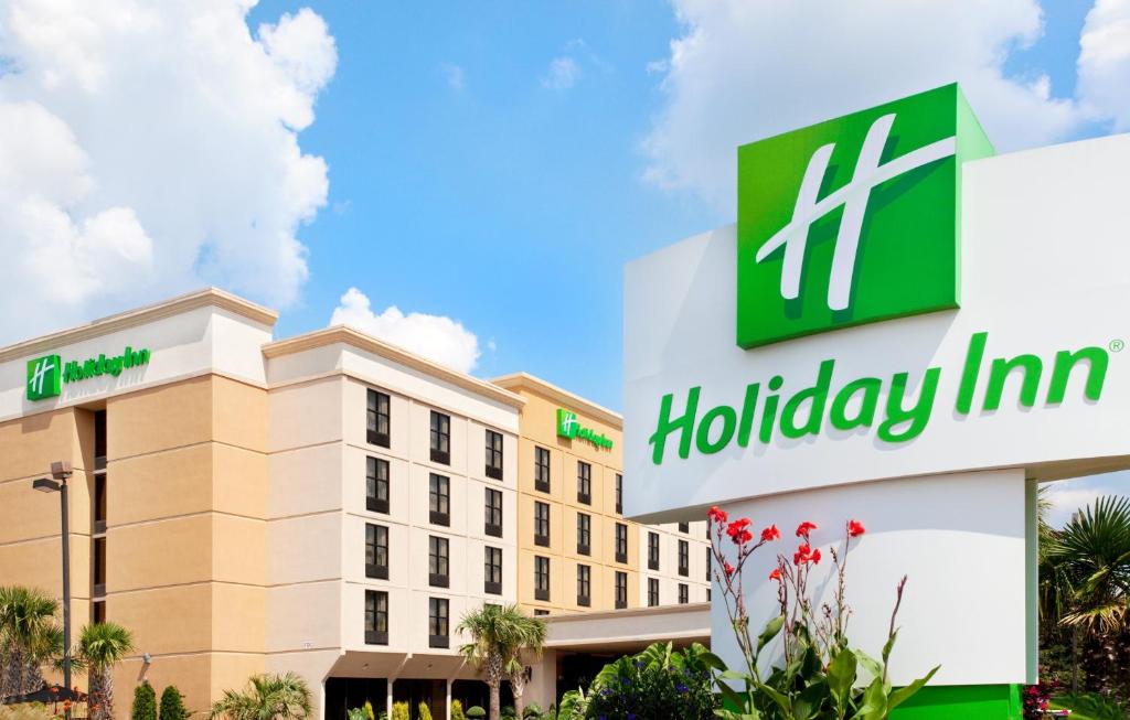 Holiday Inn Atlanta-Northlake, an IHG Hotel image