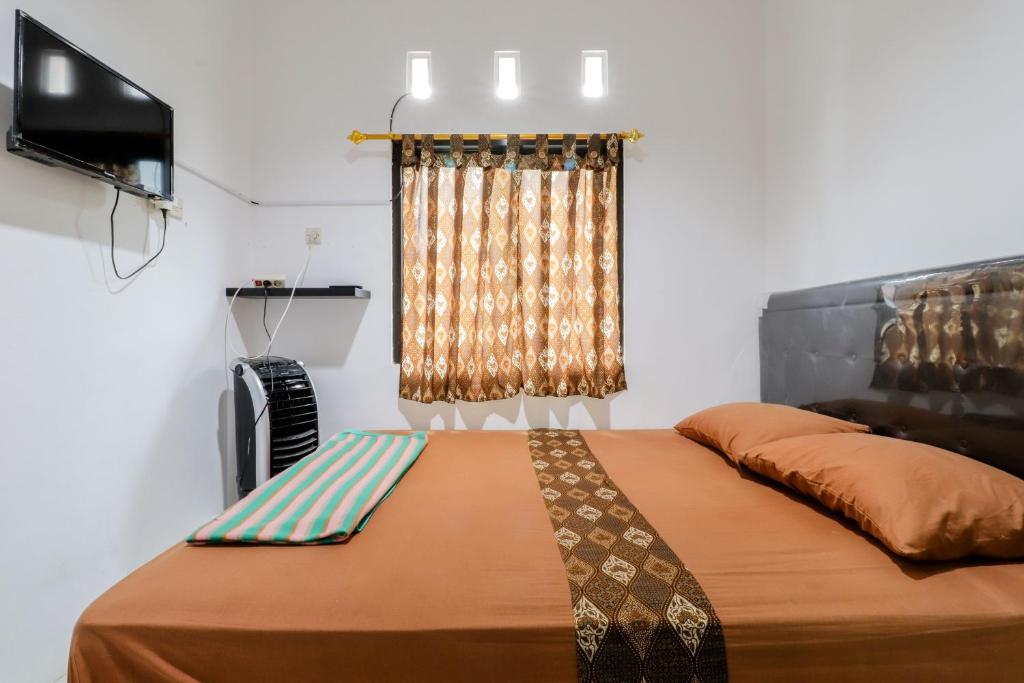 Java Homestay - Tap to explore photos