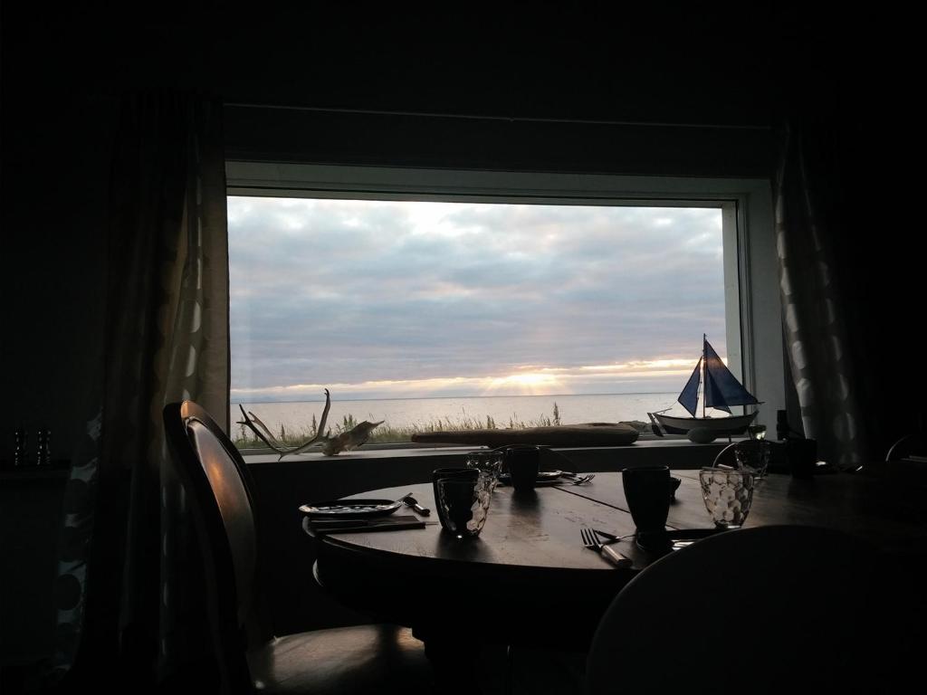 Brimslóð Atelier Guesthouse photo 4