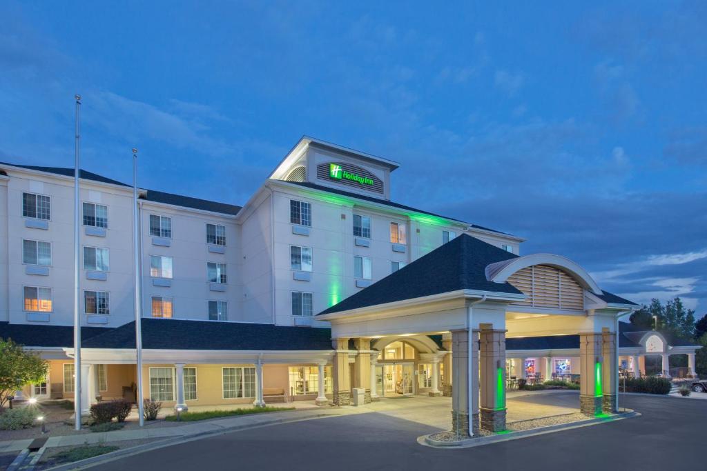 Holiday Inn Colorado Springs Airport, an IHG Hotel image