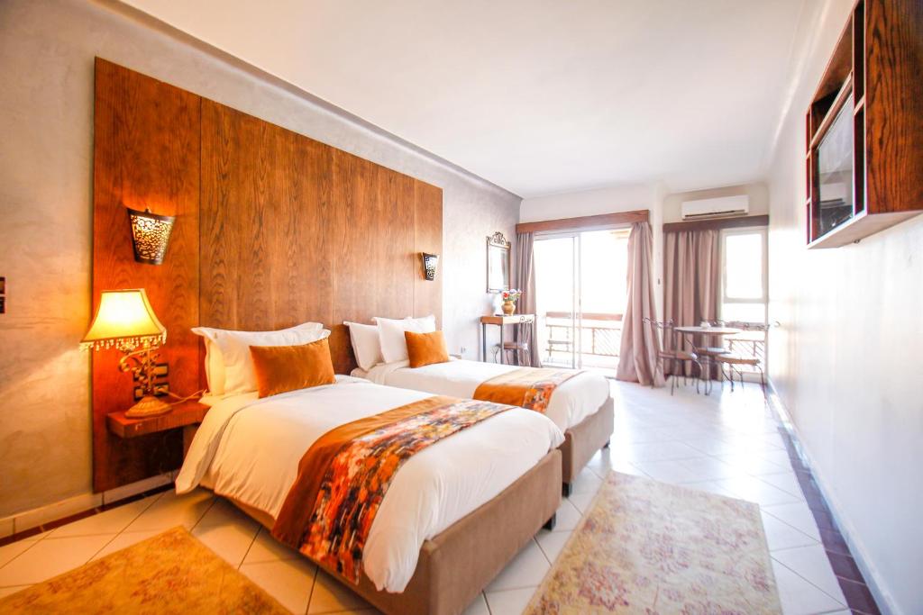 Appart-Hotel EZZAHIA by HMS photo 3