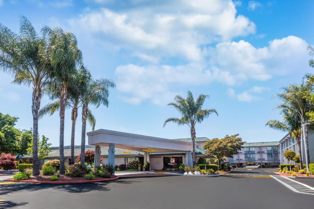 Holiday Inn Dublin-Pleasanton, an IHG Hotel image