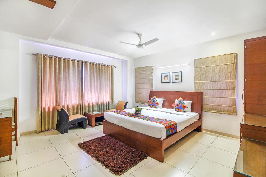 Трехместный ([Sanitised]Executive Triple Room), FabHotel Hill View Begumpet