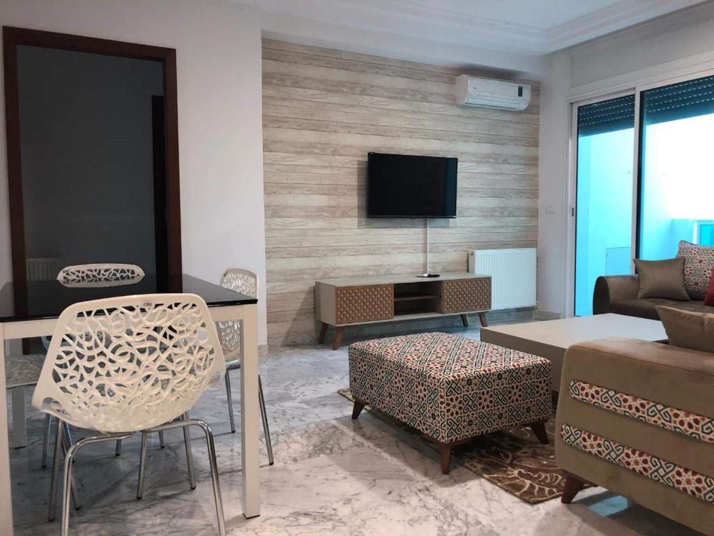 New Stylish and Spacious Apartment at Berges du Lac 2 Tunis photo 3