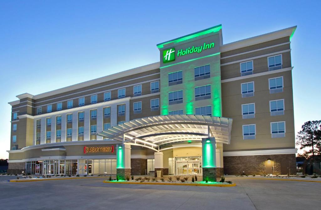 Holiday Inn Hattiesburg - North, an IHG Hotel image