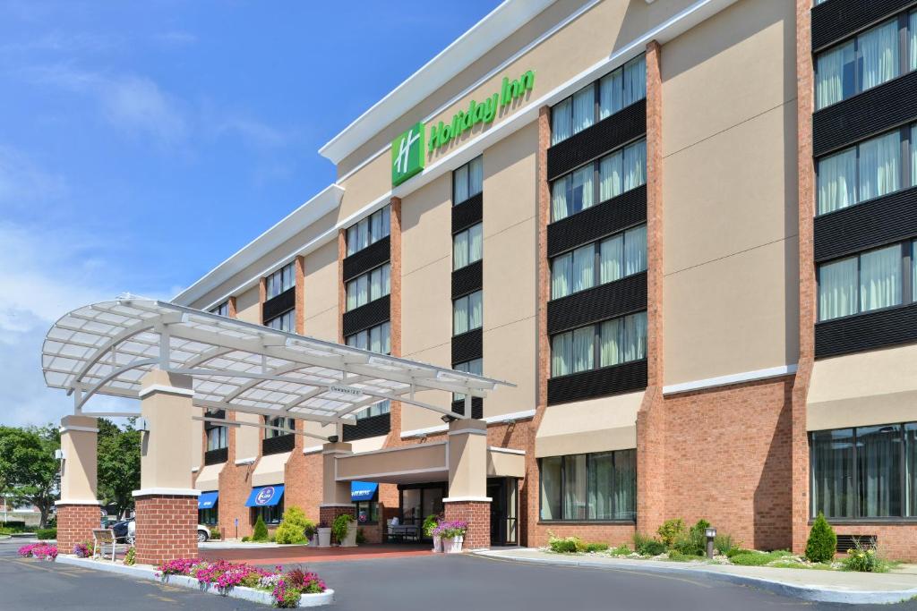 Holiday Inn New London - Mystic Area, an IHG Hotel image