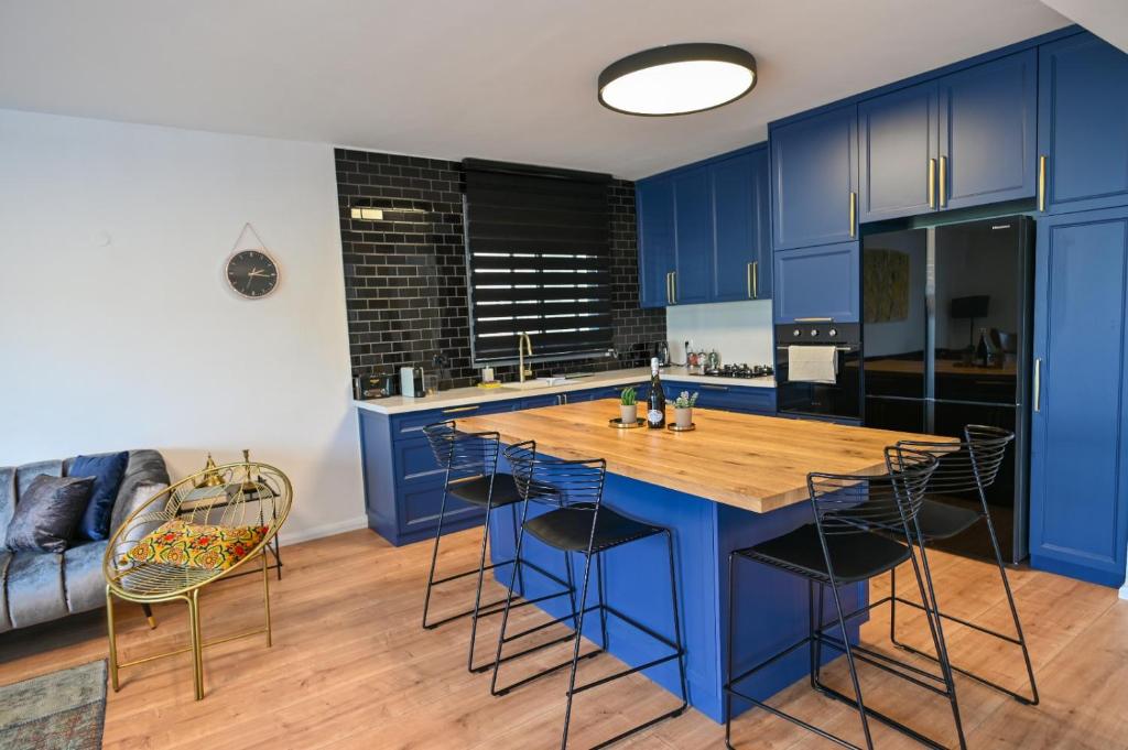 Royal Serenity Penthouse photo 4