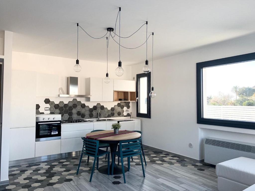 Rosalia Homestay - Levante Apartment