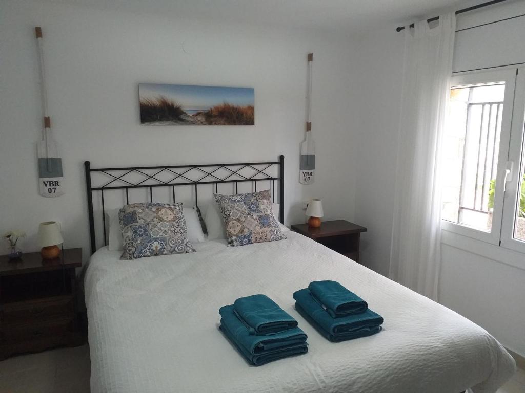 Sunny Holiday Home photo 1