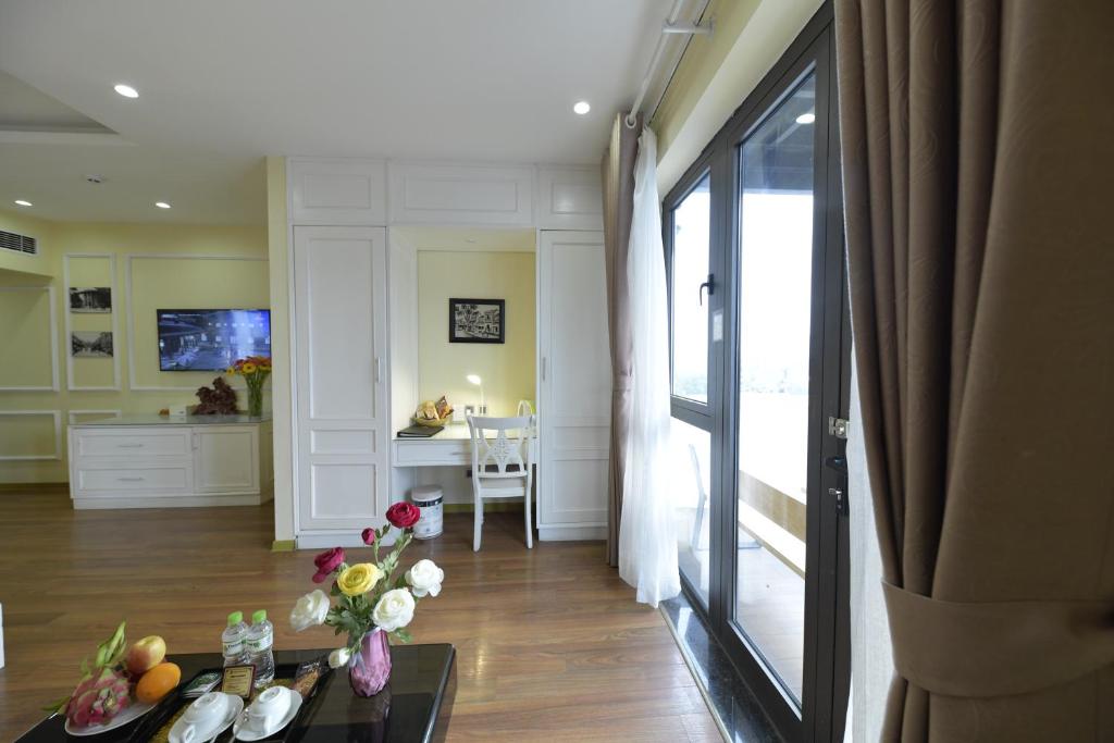 Двухместный (Полулюкс с видом на озеро), Hanoi HM Boutique Hotel