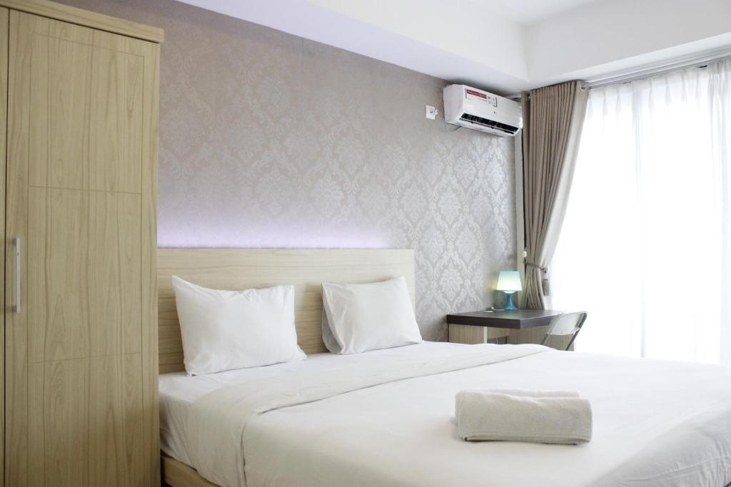 Scenic and Comfy Studio Apartment at Beverly Dago near ITB By Travelio, Bandung