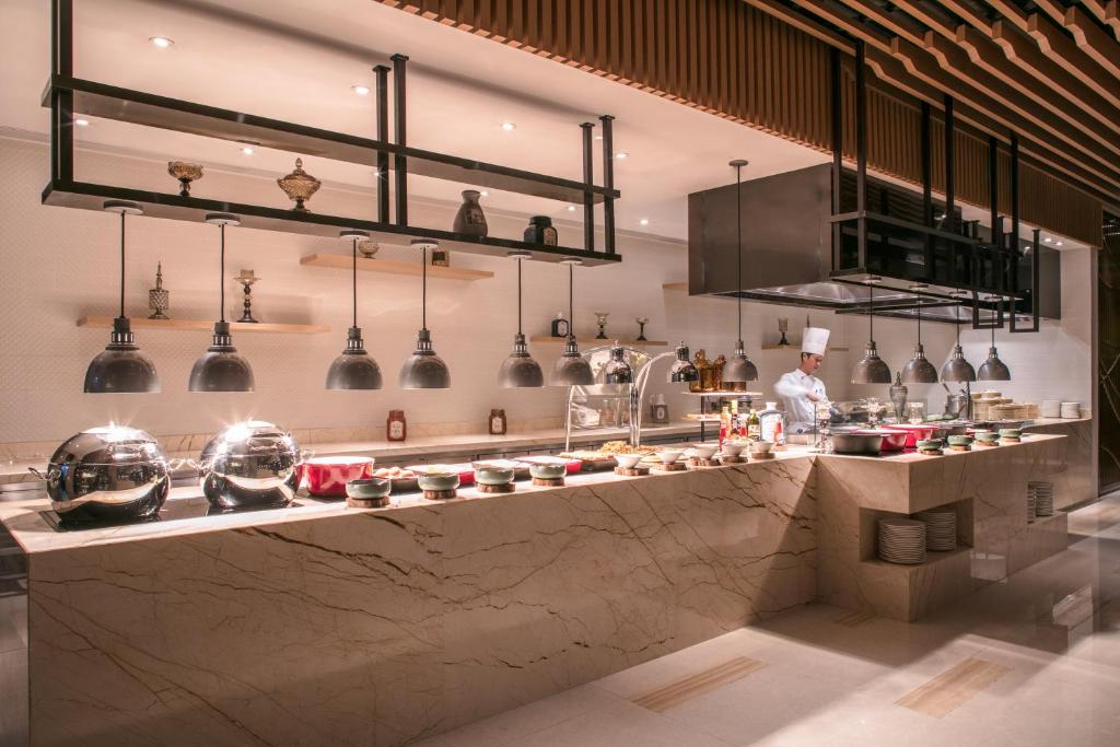Holiday Inn Hangzhou Gongshu, an IHG Hotel photo 4