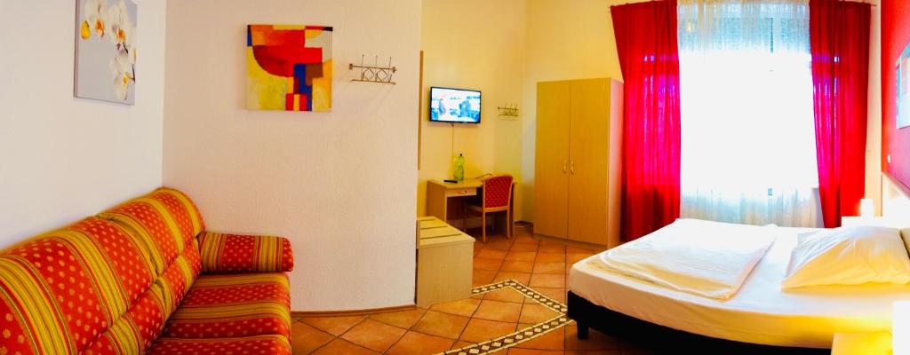 Двухместный (Двухместный номер Делюкс с 1 кроватью), Hotel Romina