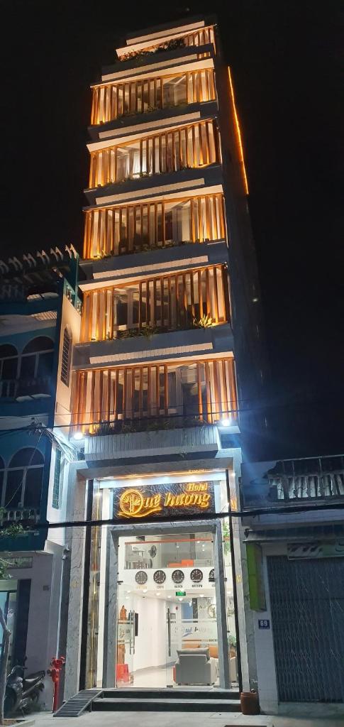 QUE HUONG HOTEL