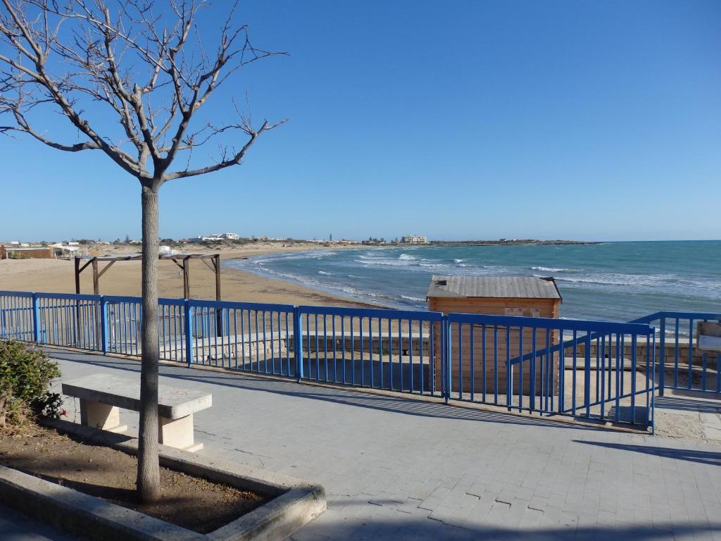 Casa Annamare, nel Borgo marinaro photo 2
