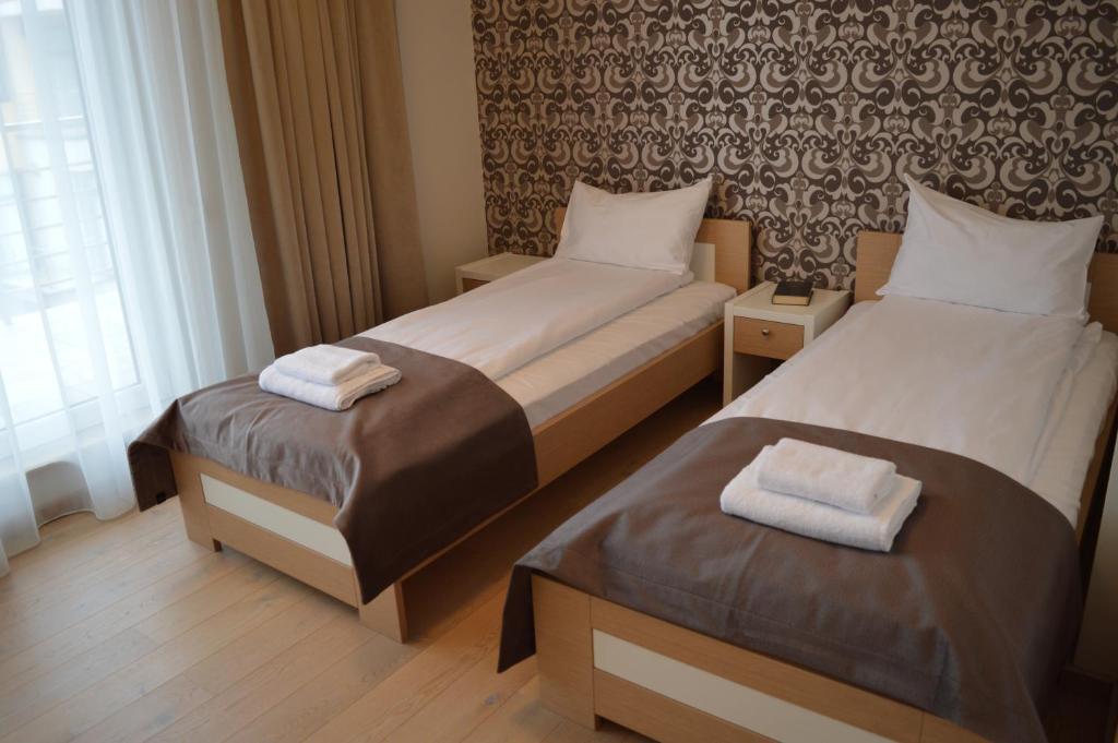 Black Pearl Apartments photo 4