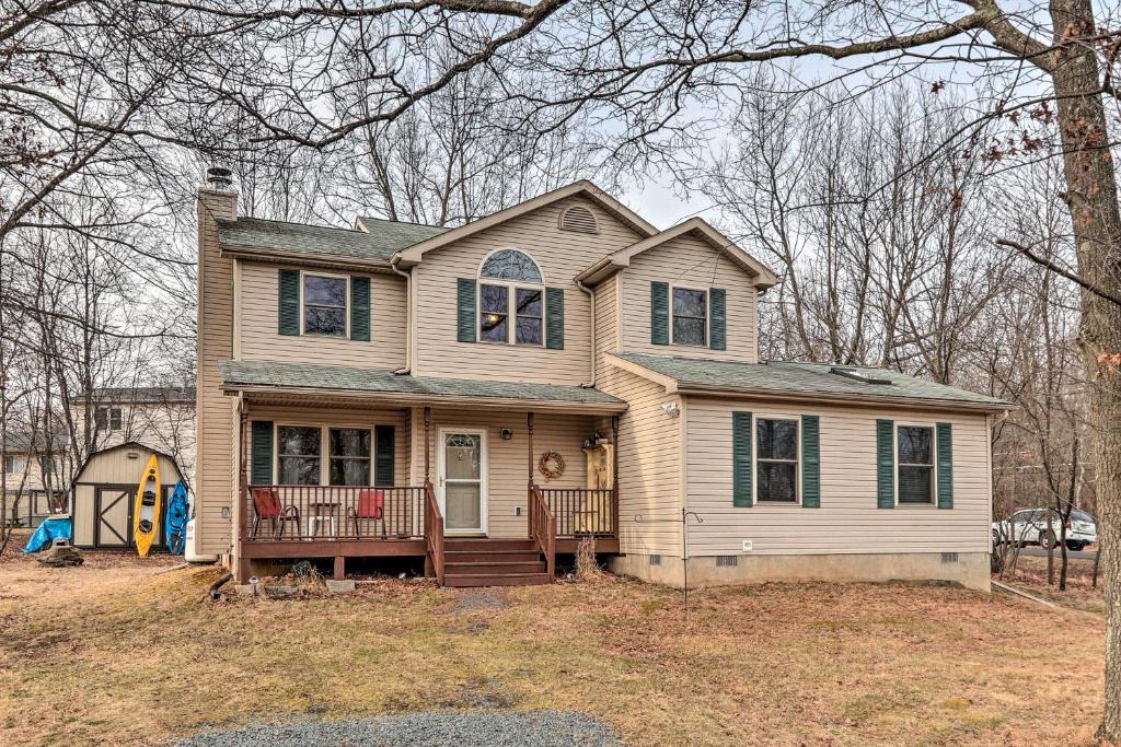 Albrightsville Vacation Home Walk to Pool and Lake! photo 3