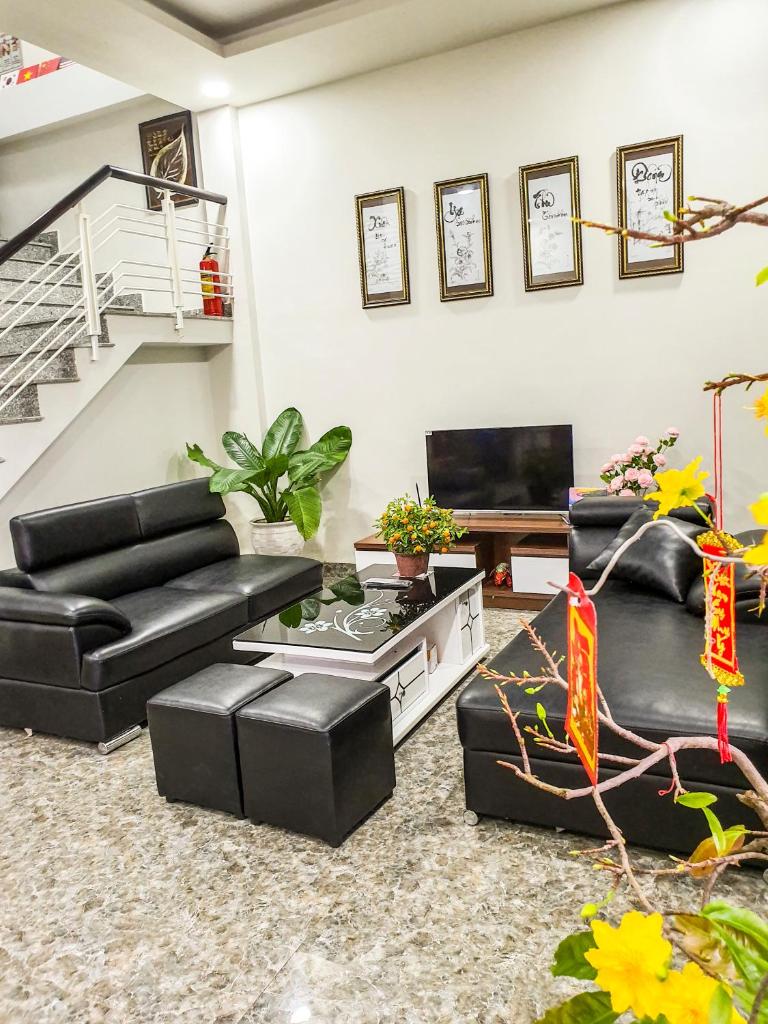 Memory Homestay Hue quiet street view