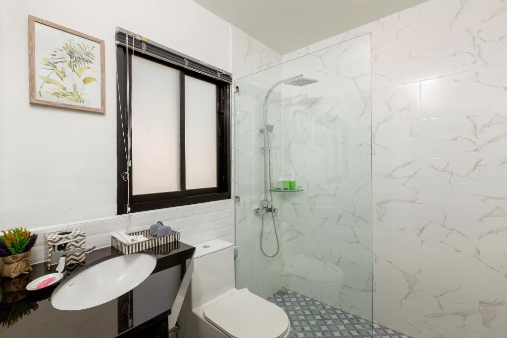 Вилла (Вилла), Patong Garden House - Luxury Villa in Patong Hills