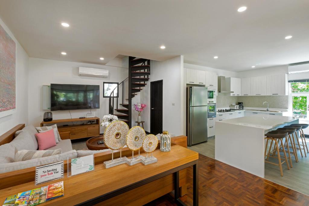 Вилла (Вилла), Patong Garden House - Luxury Villa in Patong Hills