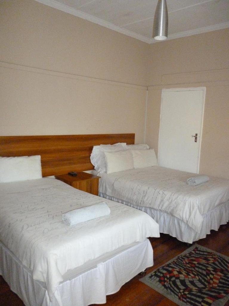 Royal Guest House photo 1