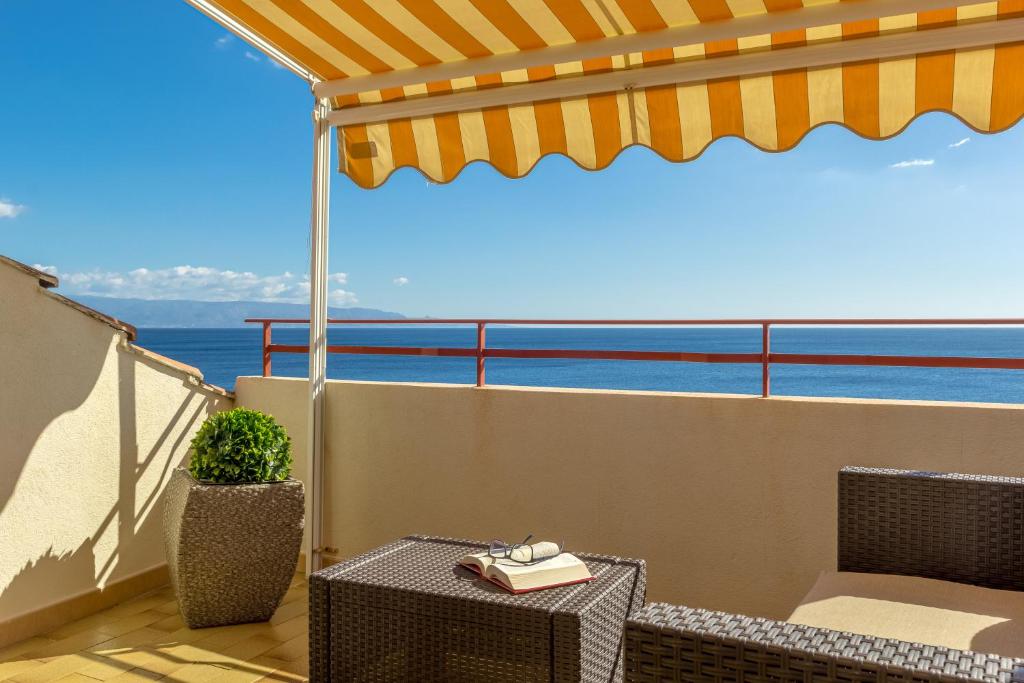 La Plage - Home and Sea photo 1