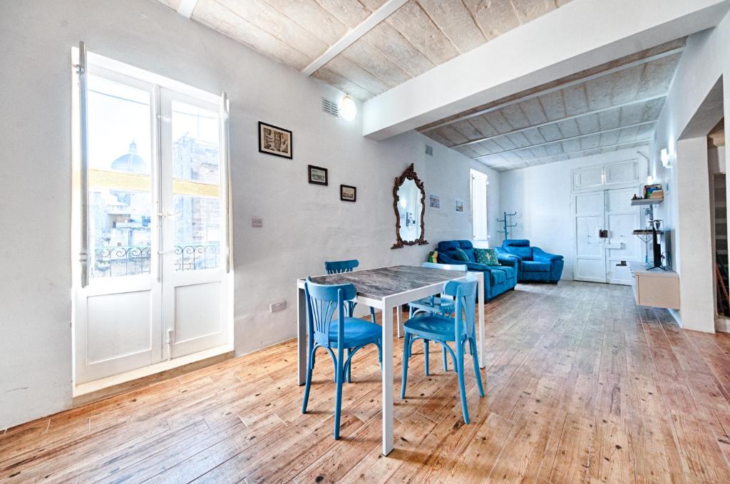Kalkara Cosy 2 Bedroom Maisonette photo 3