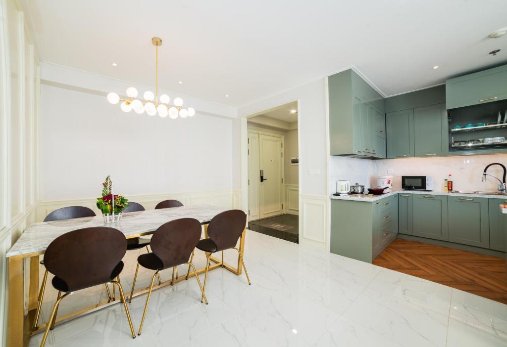 Апартаменты (Апартаменты с 3 спальнями), RIVERGate Apartment - Central SAIGON