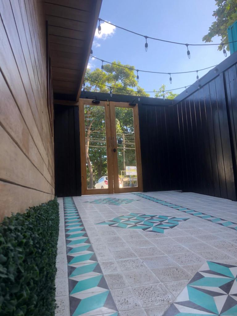 Casa Aura: Beachfront Premium Hostel photo 3