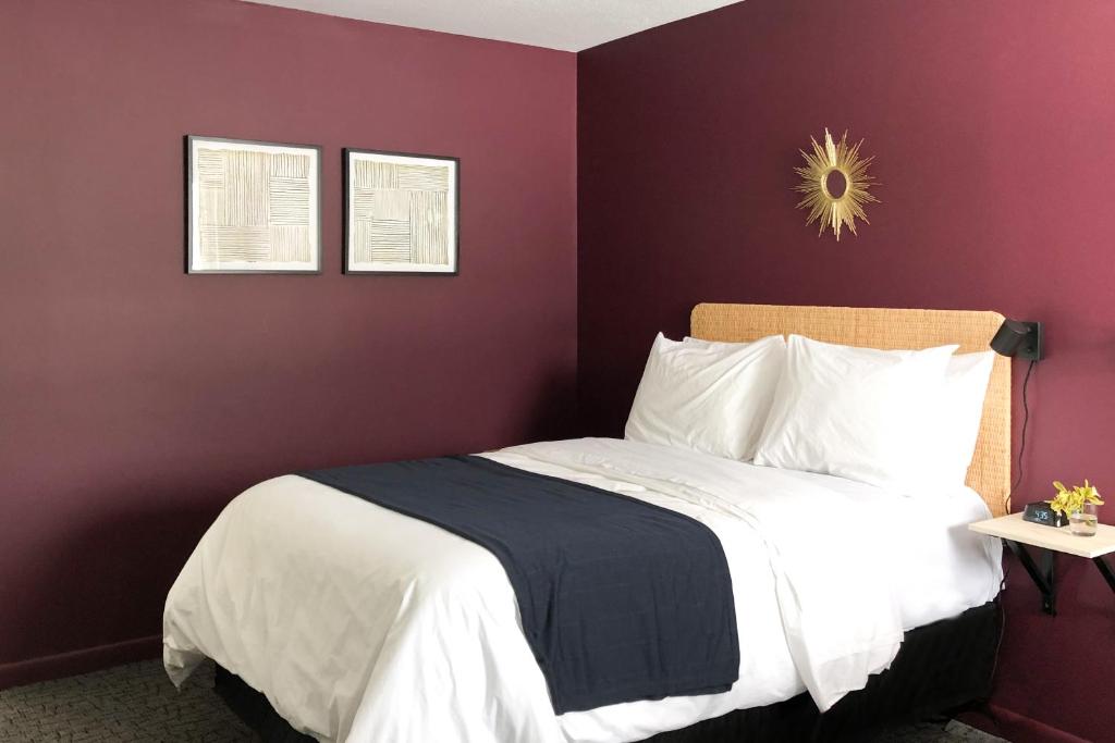 The Nomad Motel - International Falls, MN - Near Canadian Border photo 1
