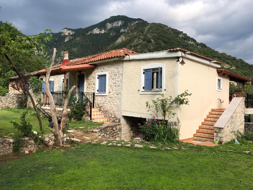 Kalavrita Stone Villa photo 2