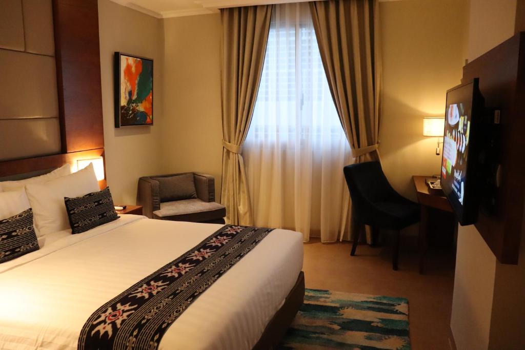 SOTIS Hotel Kemang, Jakarta - Tap to explore photos