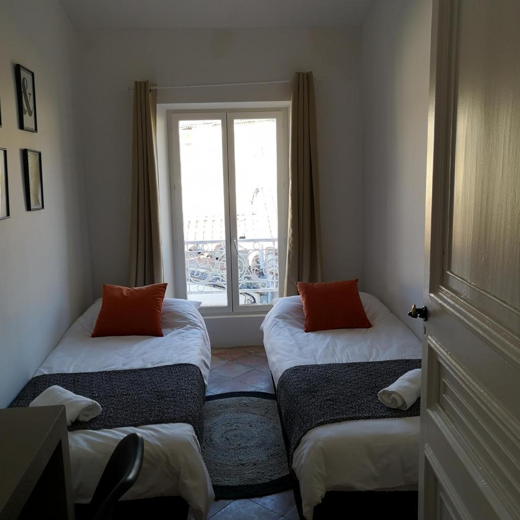 Suite Saint-Exupéry - Spacieux - Hypercentre - wifi photo 3