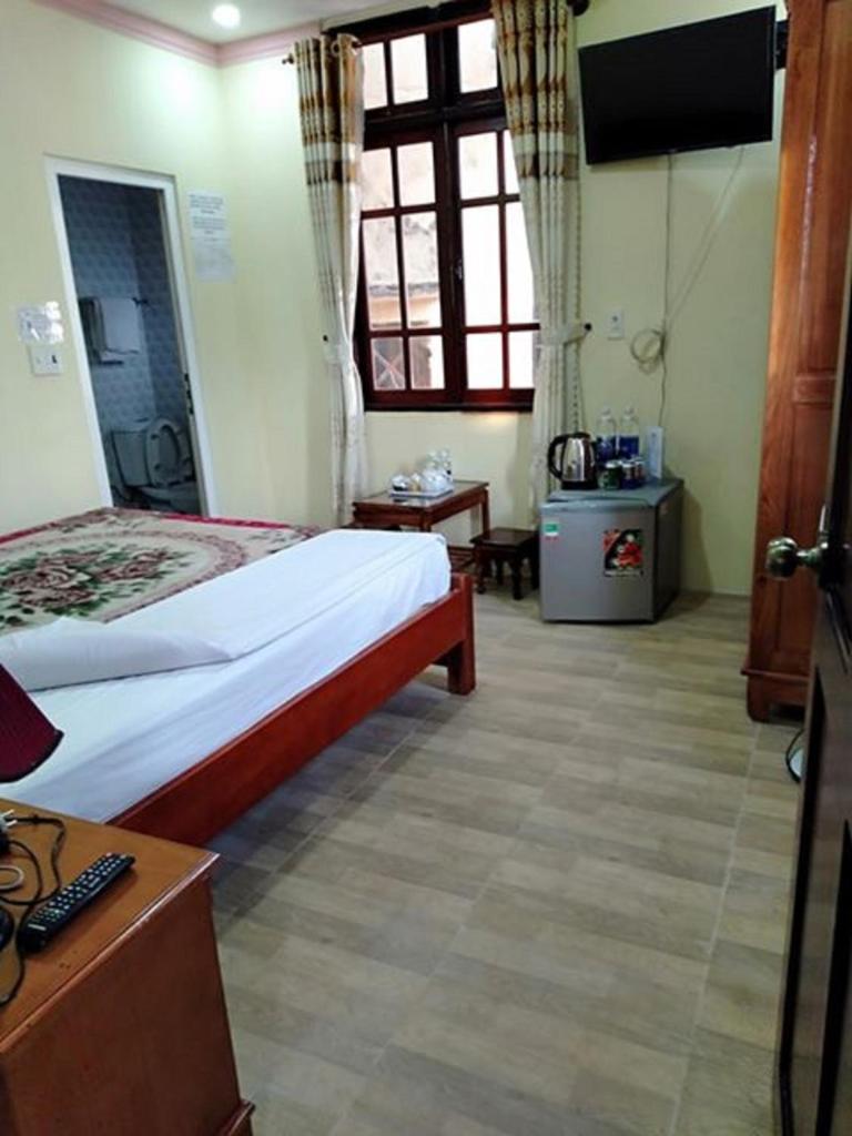 Nón Lá Guest House