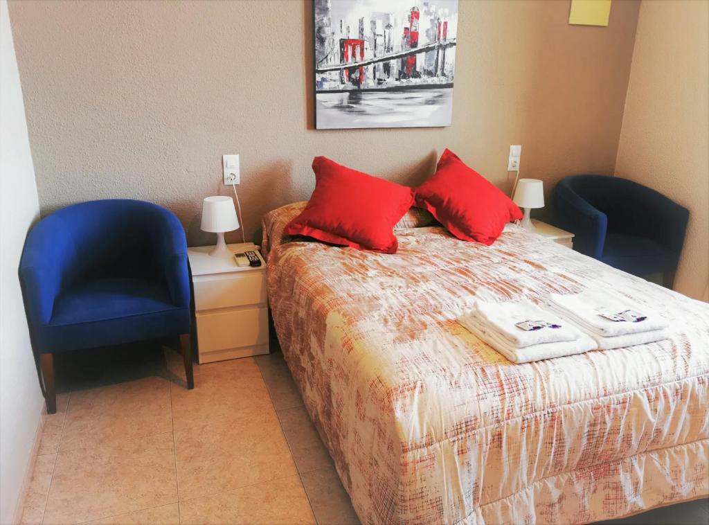 Hostal Castellverd photo 3