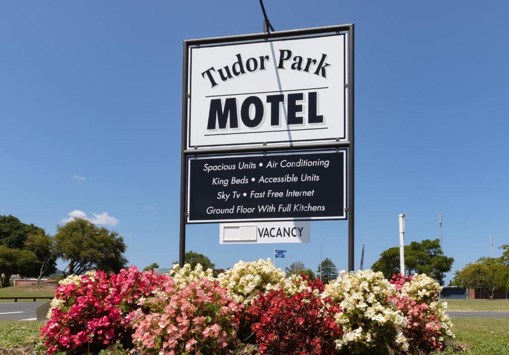 Tudor Park Motel photo 4