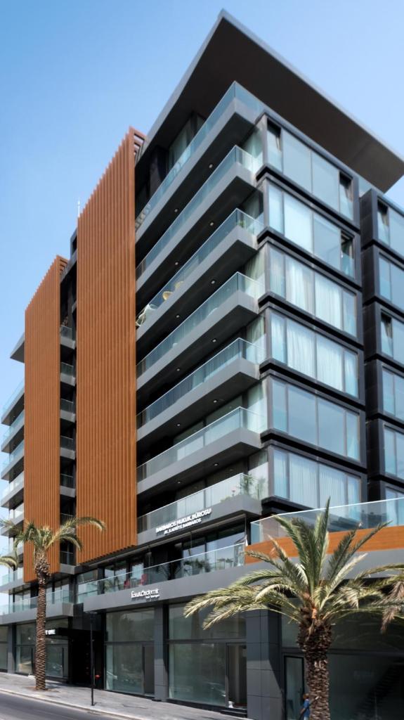Deluxe Apt w/ Rooftop Pool in The Heart of Kyrenia photo 2