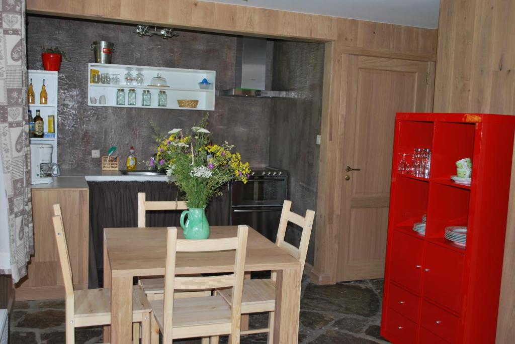 Le Chalet à Bonnerue photo 4