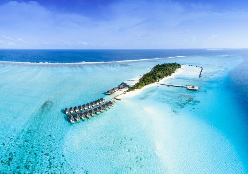 Summer Island Maldives Resort photo 1