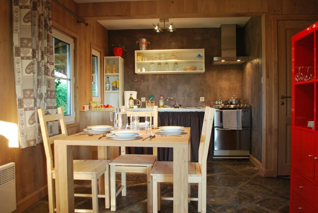 Le Chalet à Bonnerue photo 3