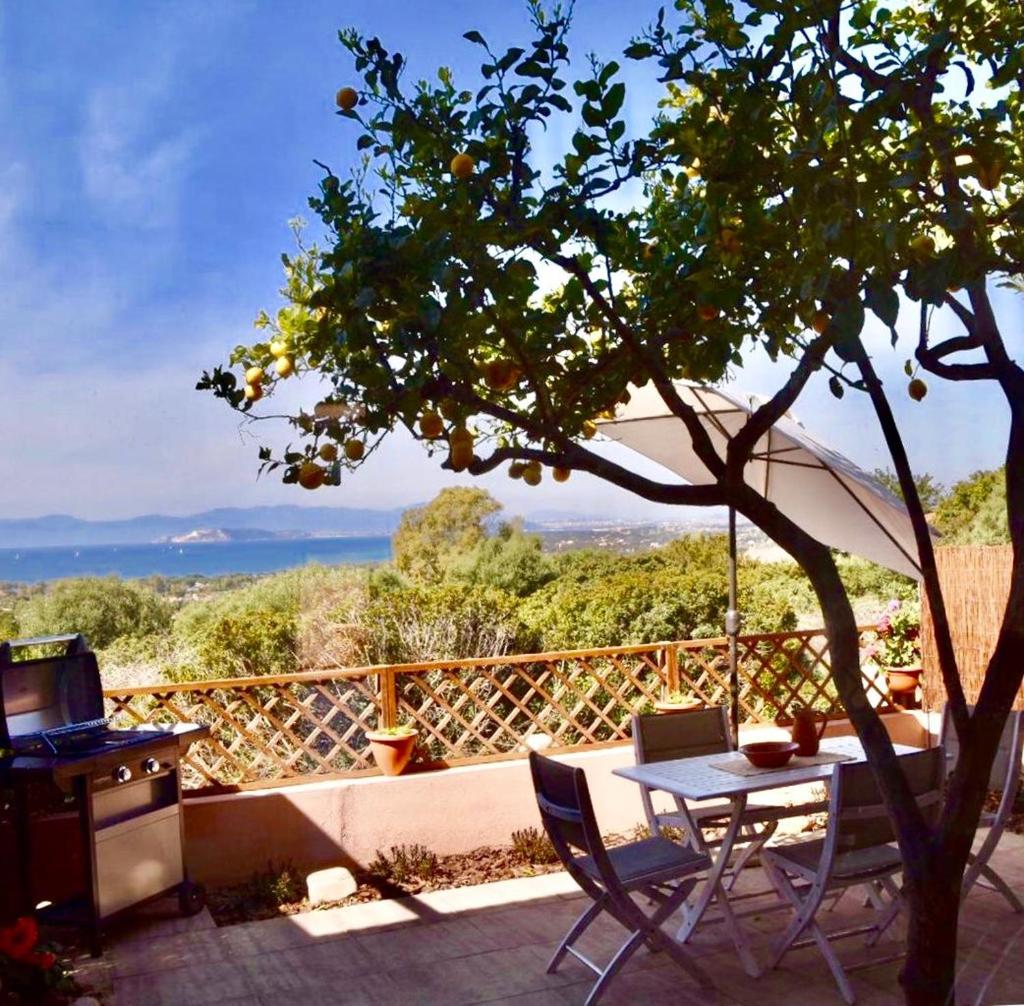 Casa Limone with spectacular sea view and gas BBQ! photo 3