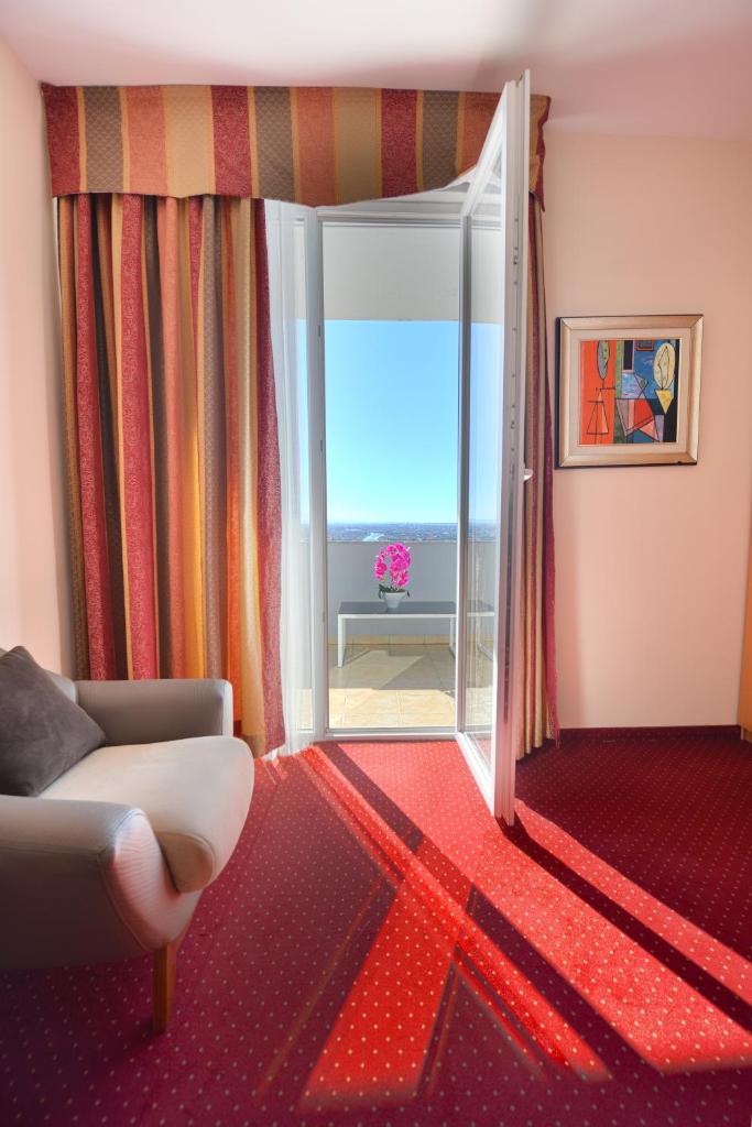 Jolly Hotel photo 3