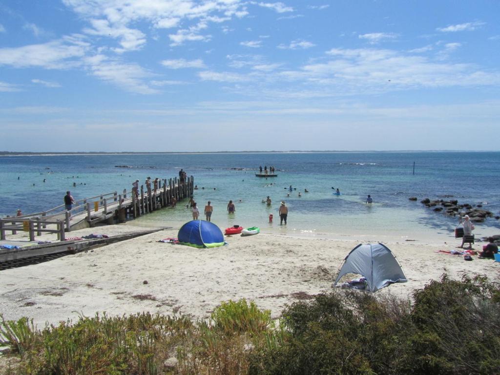 Storm Bay Cottage photo 3