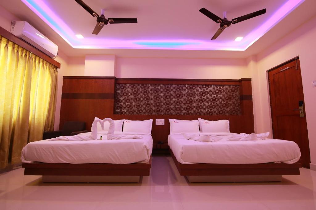 Семейный (Семейный номер Делюкс), Hotel Apple Suites
