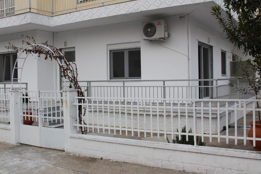 Village Summer House photo 2