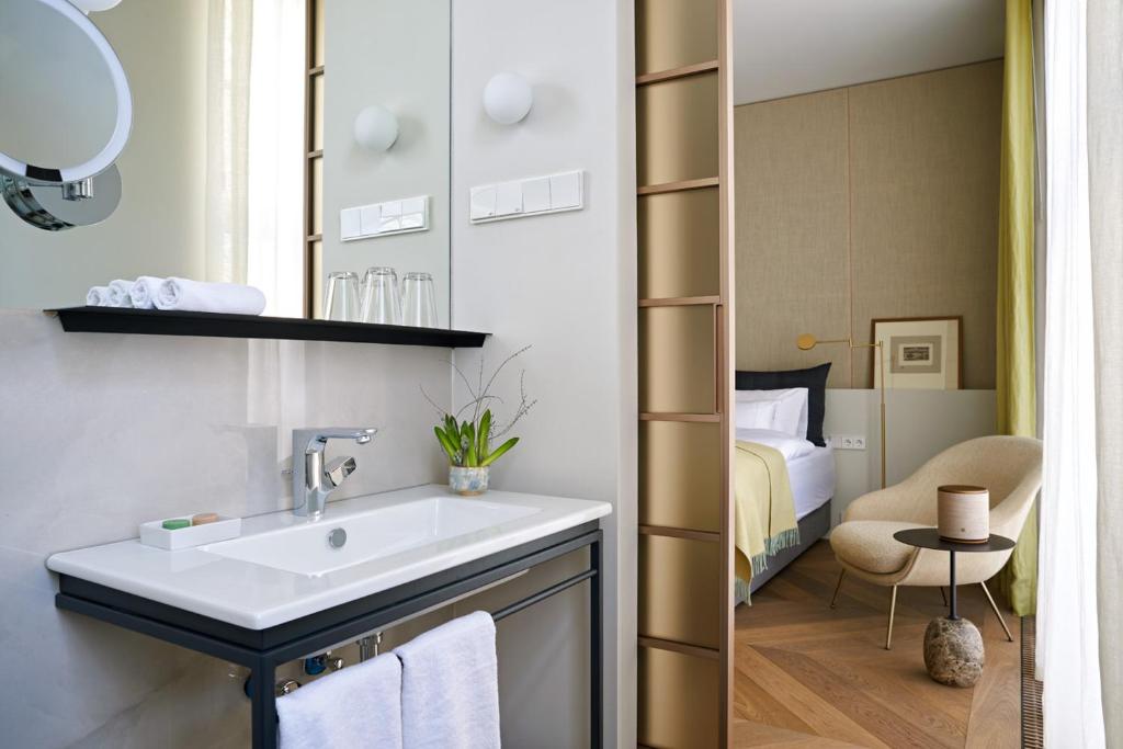Двухместный (Номер Делюкс с кроватью размера «king-size»), Bagatelle Gardenhouse