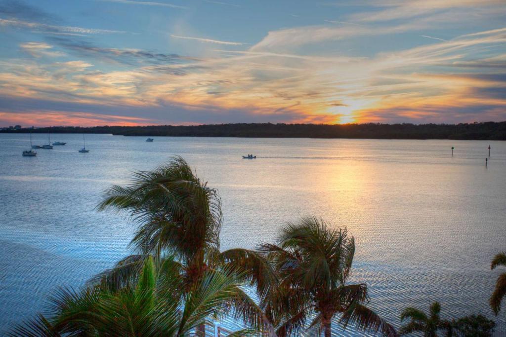 312 - Boca Ciega Resort photo 1