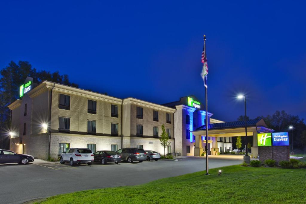Holiday Inn Express Hastings, an IHG Hotel image